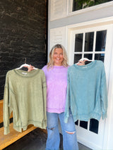 Curvy Acid Wash Exposed Seam Sweatshirt