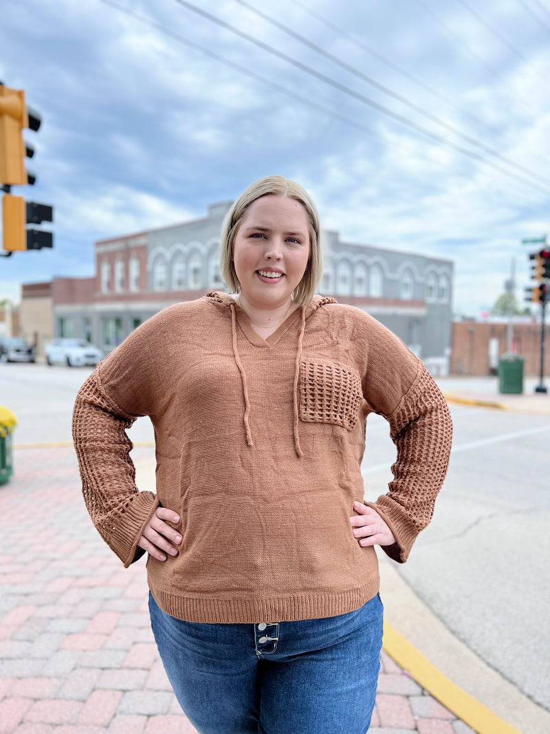 Curvy Camel Hooded Top With Knit Pocket