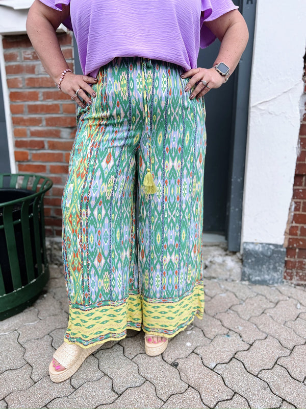 Curvy Green Mix Patterned Pants