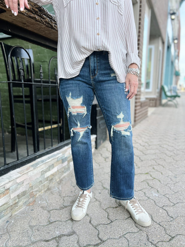 Sally's Mid Rise Cropped Jeans