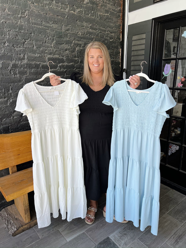 Curvy Tiered V-Neck Cap Sleeve Midi Dress