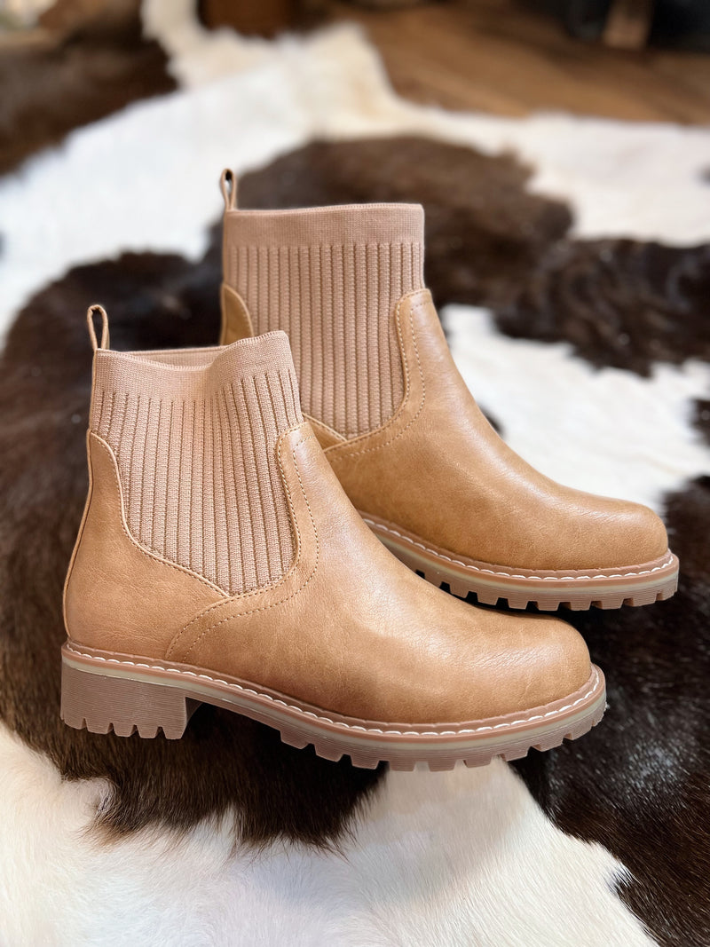 Cabin Fever Boots Caramel
