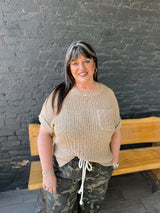 Curvy Easel Half Sleeve Knitted Sweater