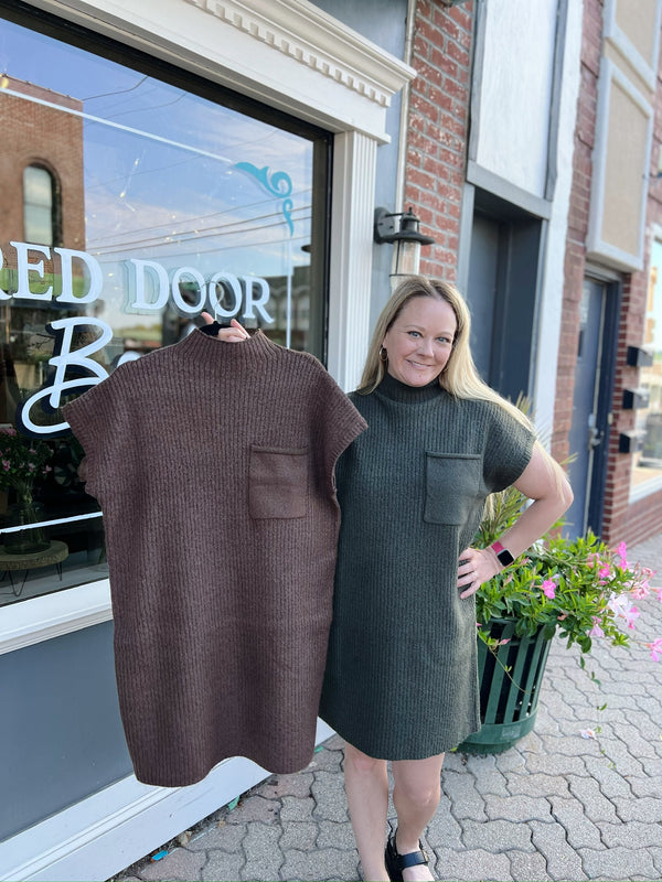 Mock Neck Short Sleeve Sweater Dress With Pockets