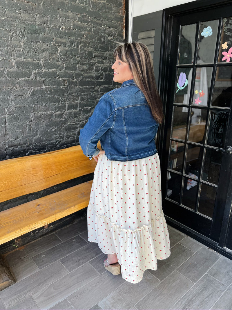 Curvy Cream Strawberry Print Ruffle Midi