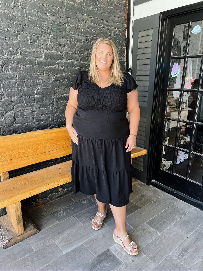 Curvy Tiered V-Neck Cap Sleeve Midi Dress