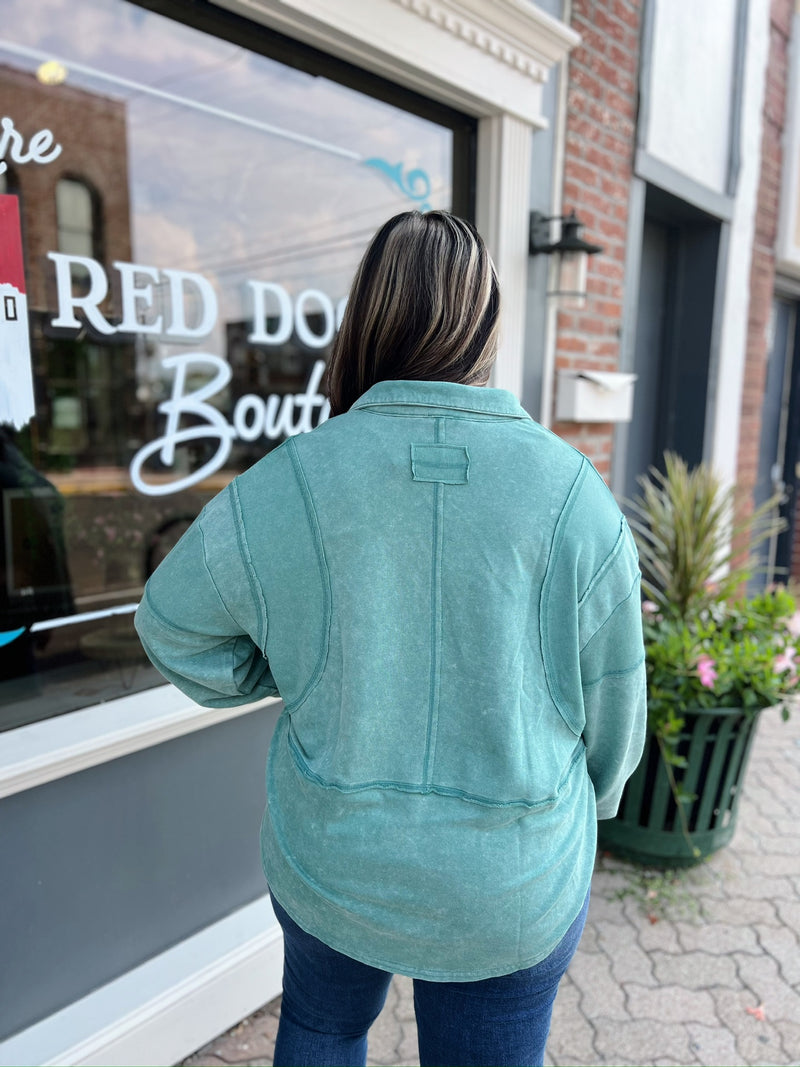 Curvy Exposed Seam Mineral Wash Sweatshirt