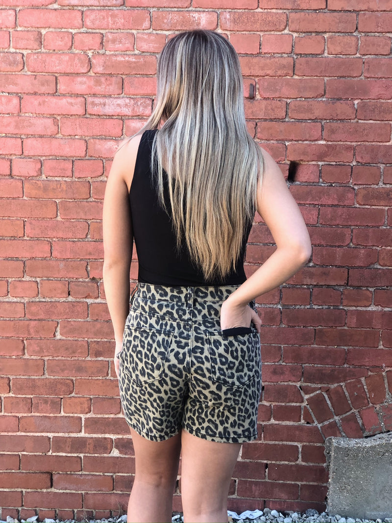 Leopard TC High Rise Loose Fit Mid Length Short