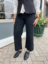Wide Leg Pants With Front Pockets
