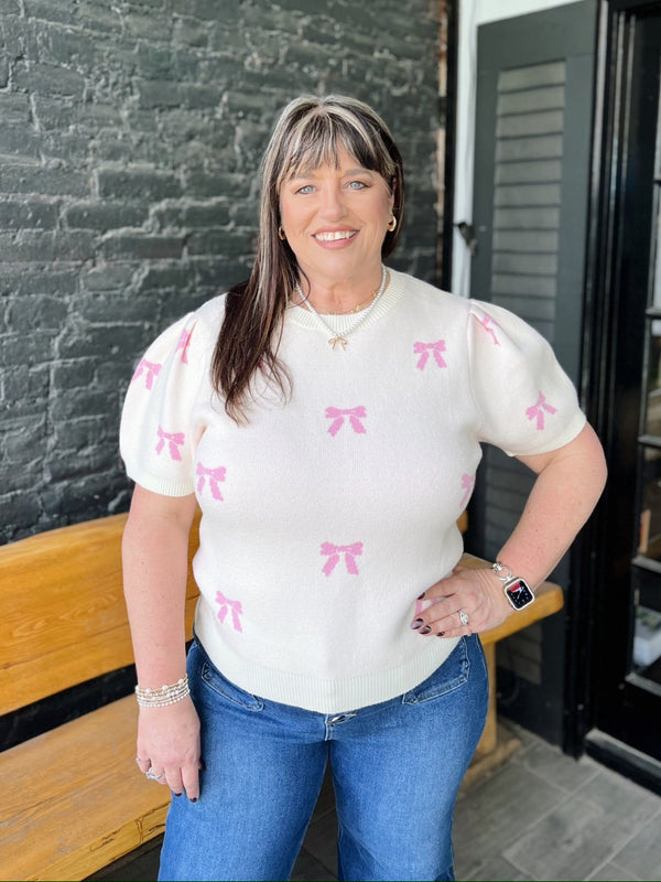 Curvy Off White Puff Sleeve Sweater with Pink Bows