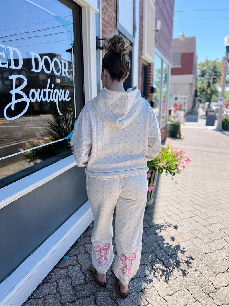 Ditzy Floral Sweatpant With Pink Bows