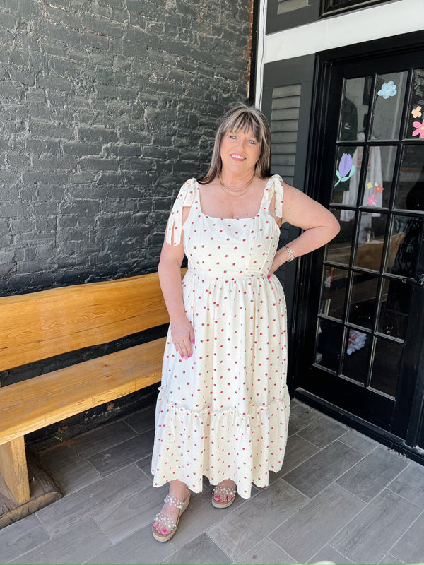 Curvy Cream Strawberry Print Ruffle Midi