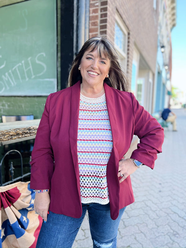 Curvy cinched sleeve blazer wine