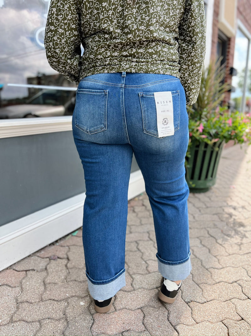 Curvy Faye's Mid Rise Crop Straight Cuffed Jeans