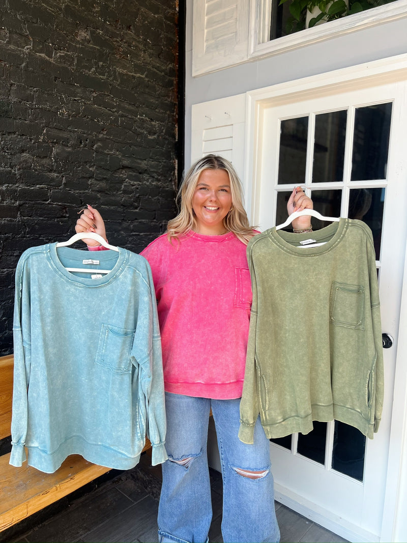 Curvy Acid Wash Sweatshirt With Pockets