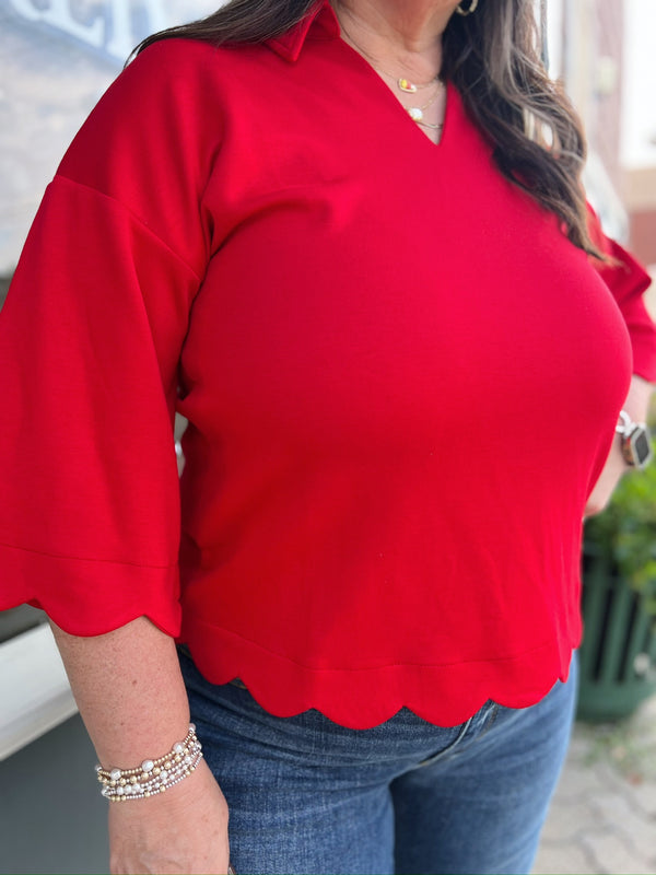 Curvy Scalloped Edge 3/4 Sleeve Top