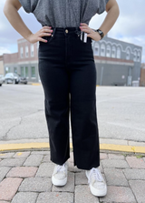 Alli's Black Cropped Jeans