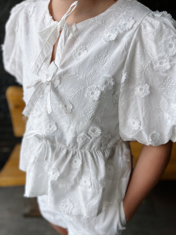 White Puff Sleeve Top With Flower Applique and Bows