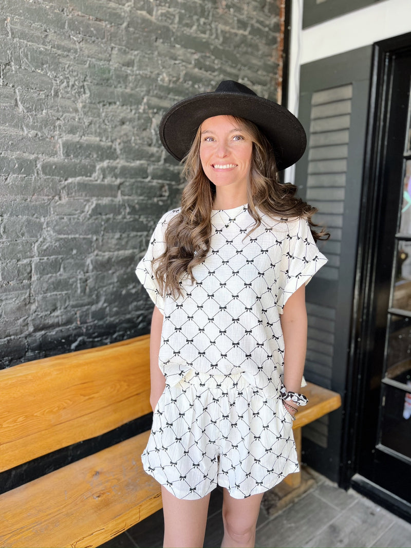 White Cotton set with Black Bow pattern