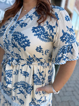 Curvy Blue Printed Short Ruffled Sleeve Tiered Maxi Dress