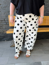 Curvy Polka Dot Barrel Pants With Bow Pockets