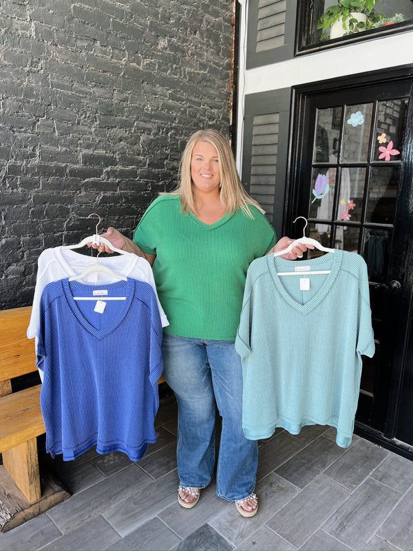 Curvy Ribbed V-Neck Tee