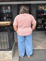 Curvy Lightweight Top with Outseam & Pocket