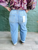 Curvy Kylee Slouchy Barrel Double Button Jean