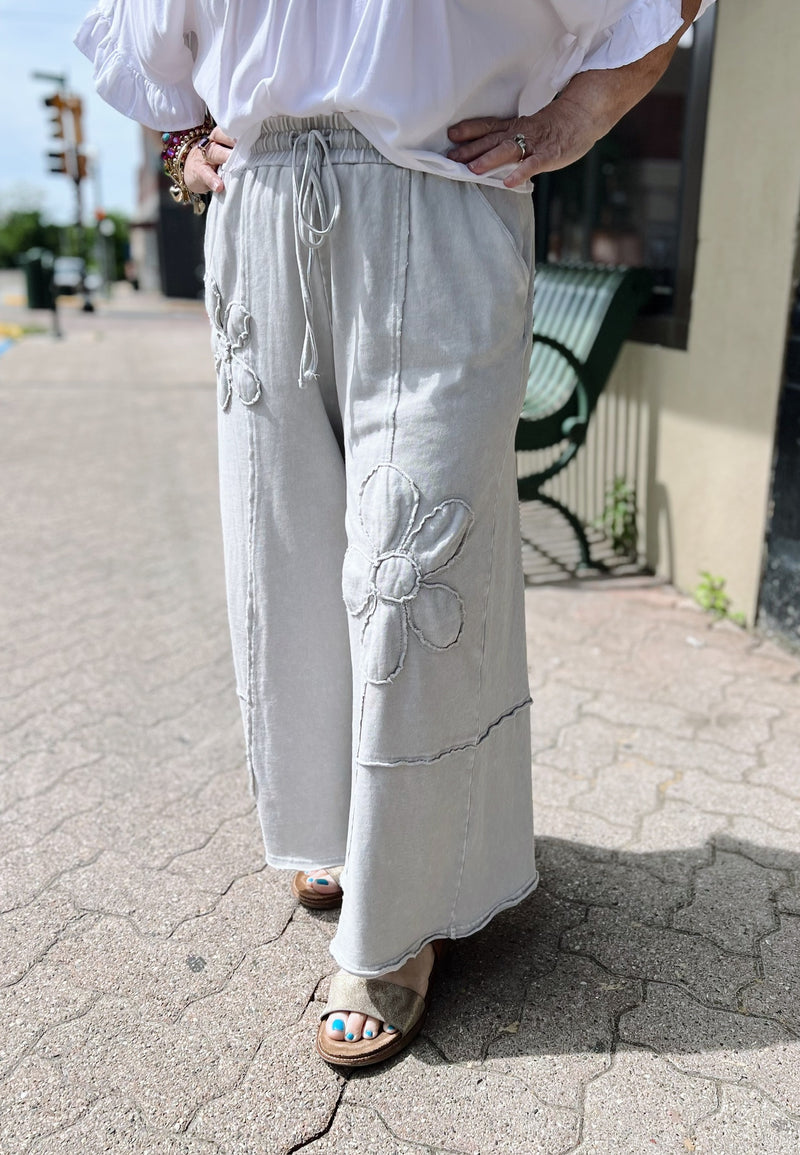 Stone Flower Patch Mineral Wash Terry Knit Pant