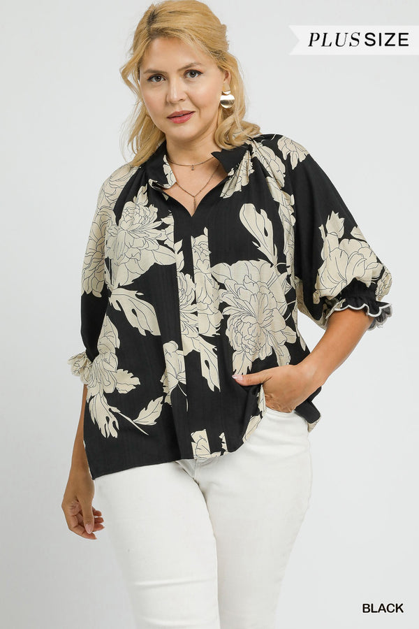 Curvy Floral Scallop Trim Blouse