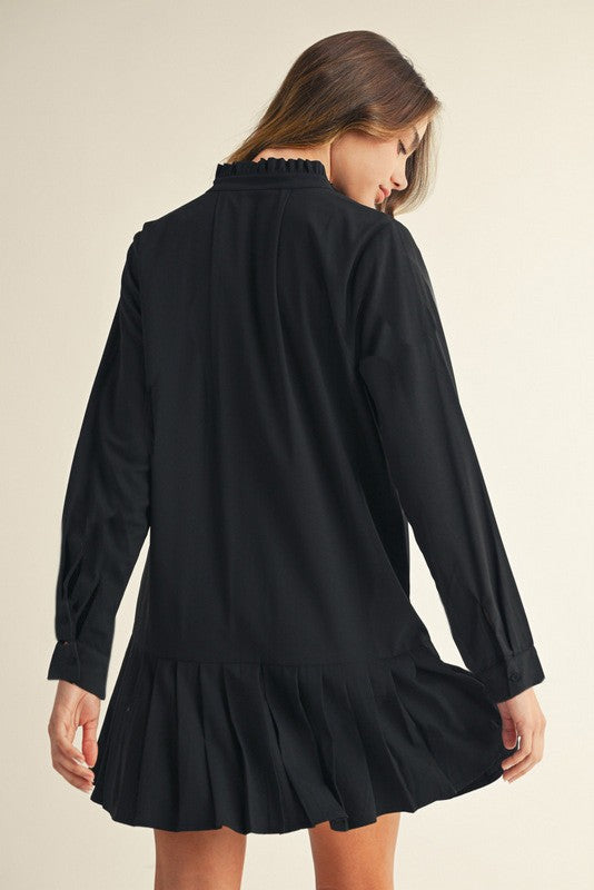 Black Pleated Hem Solid Shift Dress