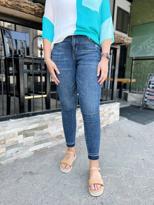 Curvy Leighrae's Dark Wash Jeans