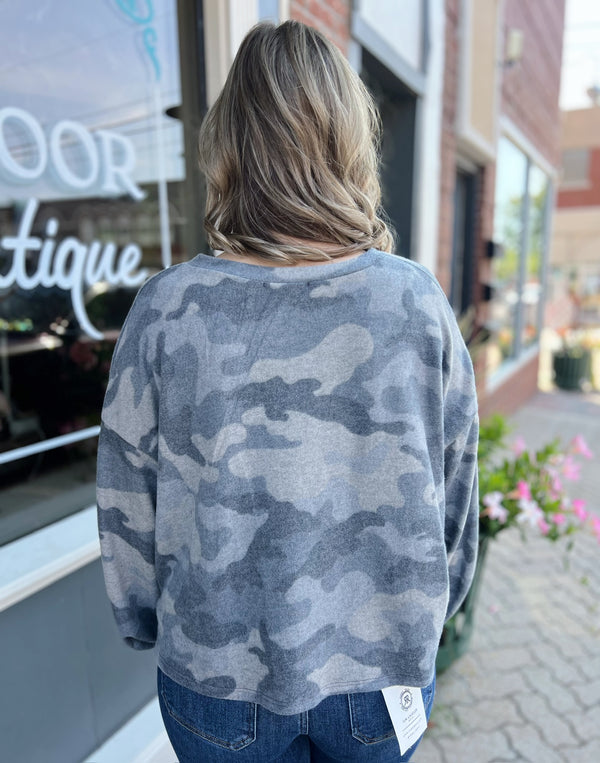 Casual Camo Print Fleece Long Sleeve Top