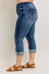 Curvy Dark Wash Cuffed Capri