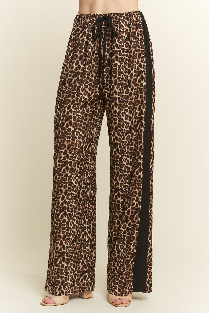 Curvy Leopard Wide Leg Pant With Stripe