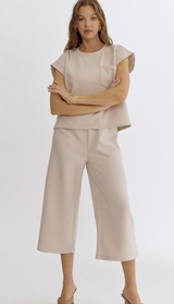 Textured Wide Leg Cropped Pants