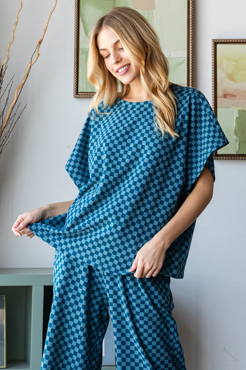 Soft Checkered Print Short Sleeve Top