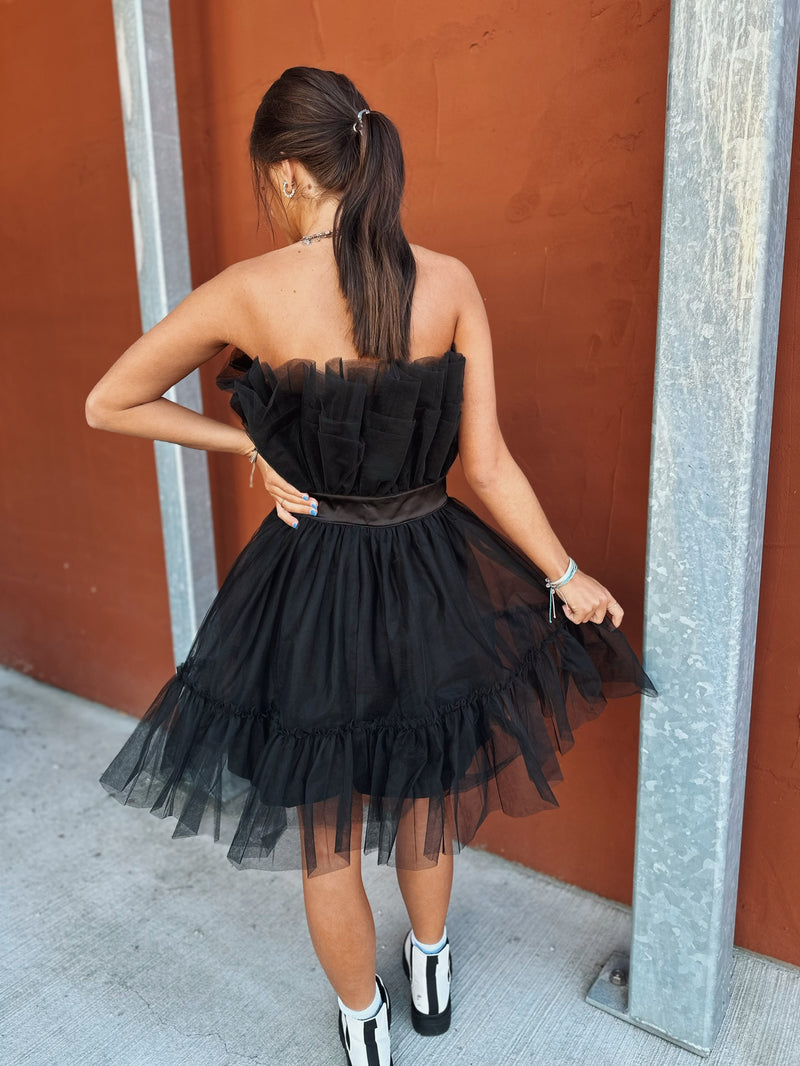 Black tulle strapless dress