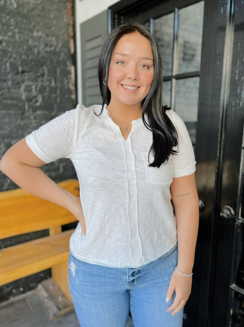 Basic V-Neck Outstiched Top